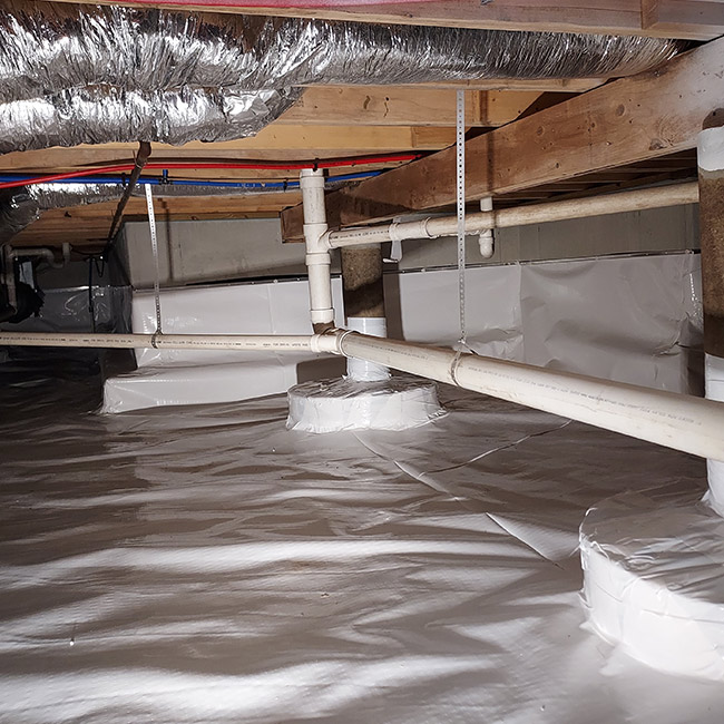 a-houses-recently-encapsulated-crawl-space-nixa-mo