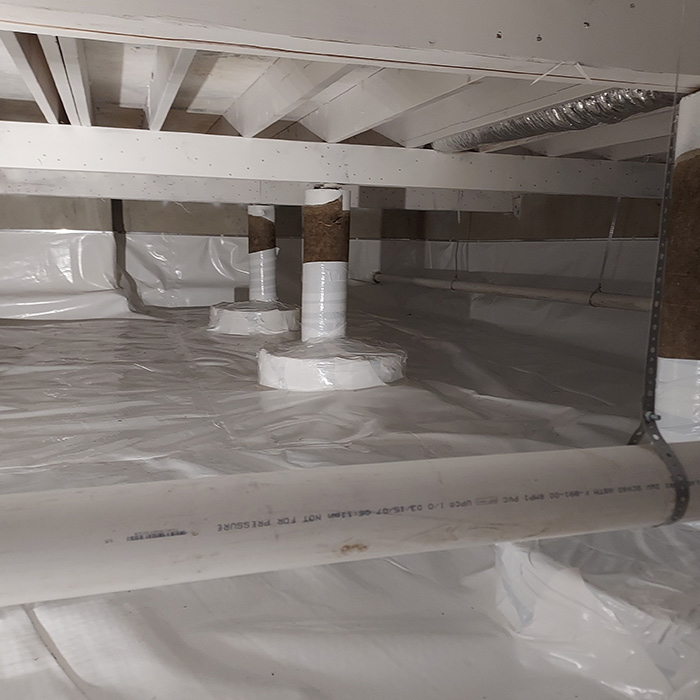 all-white-crawl-space-with-moisture-barrier-nixa-mo